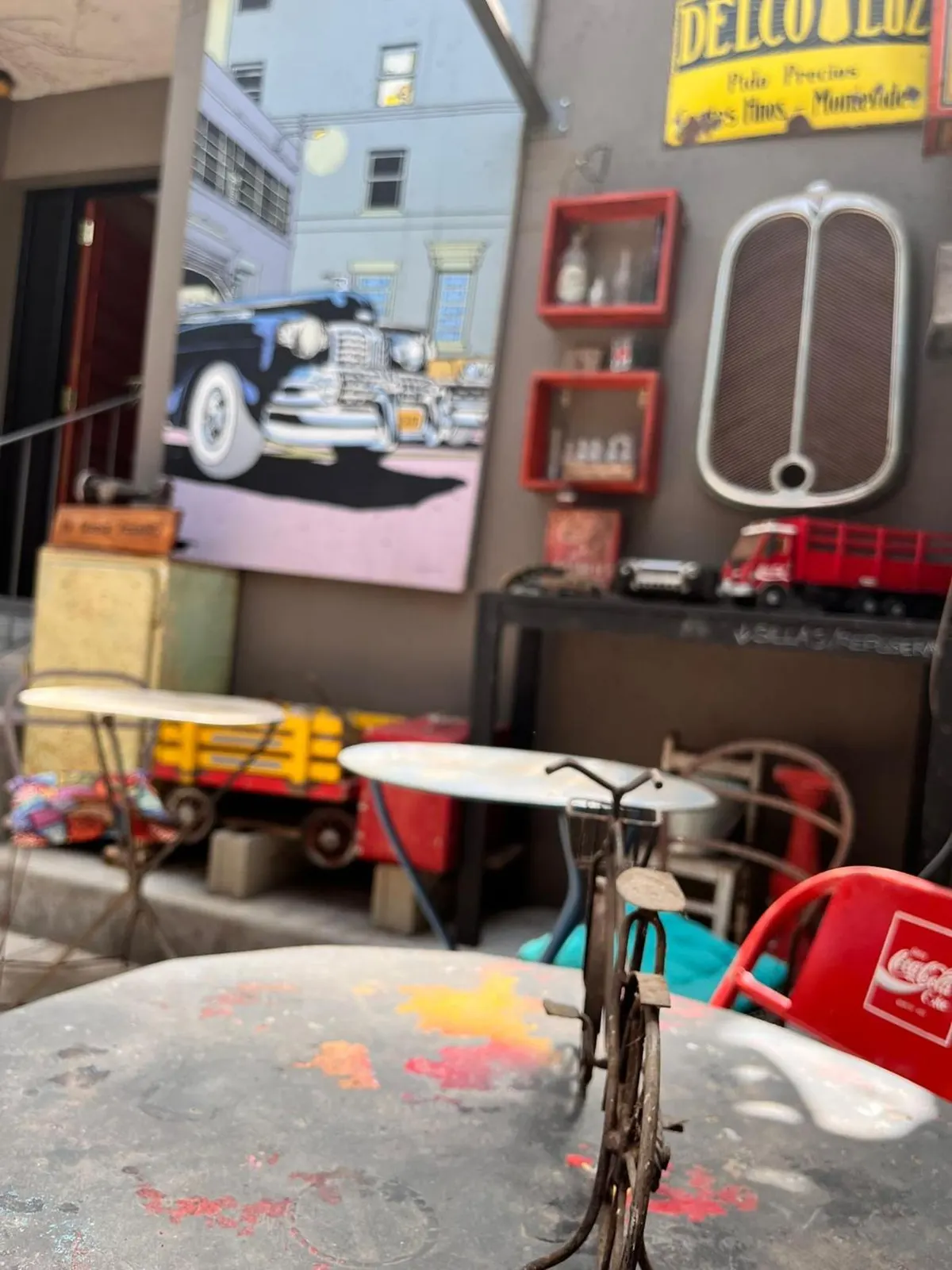 El patio de los autos viejos